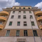 Bright Apartment Near Metro - Cardinals Retreat